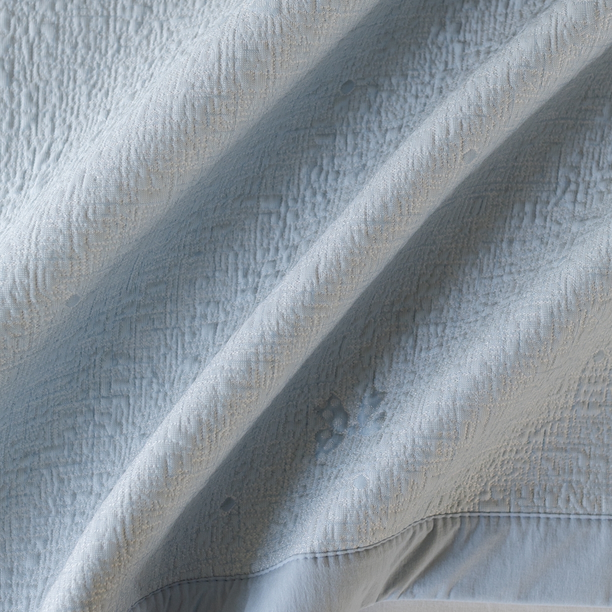 91家纺网 家纺一手货源 找家纺 云上 2026新款冷萃丝三明治凉感席凉席席子-蝴蝶结系列 蝴蝶结床席款-蓝色