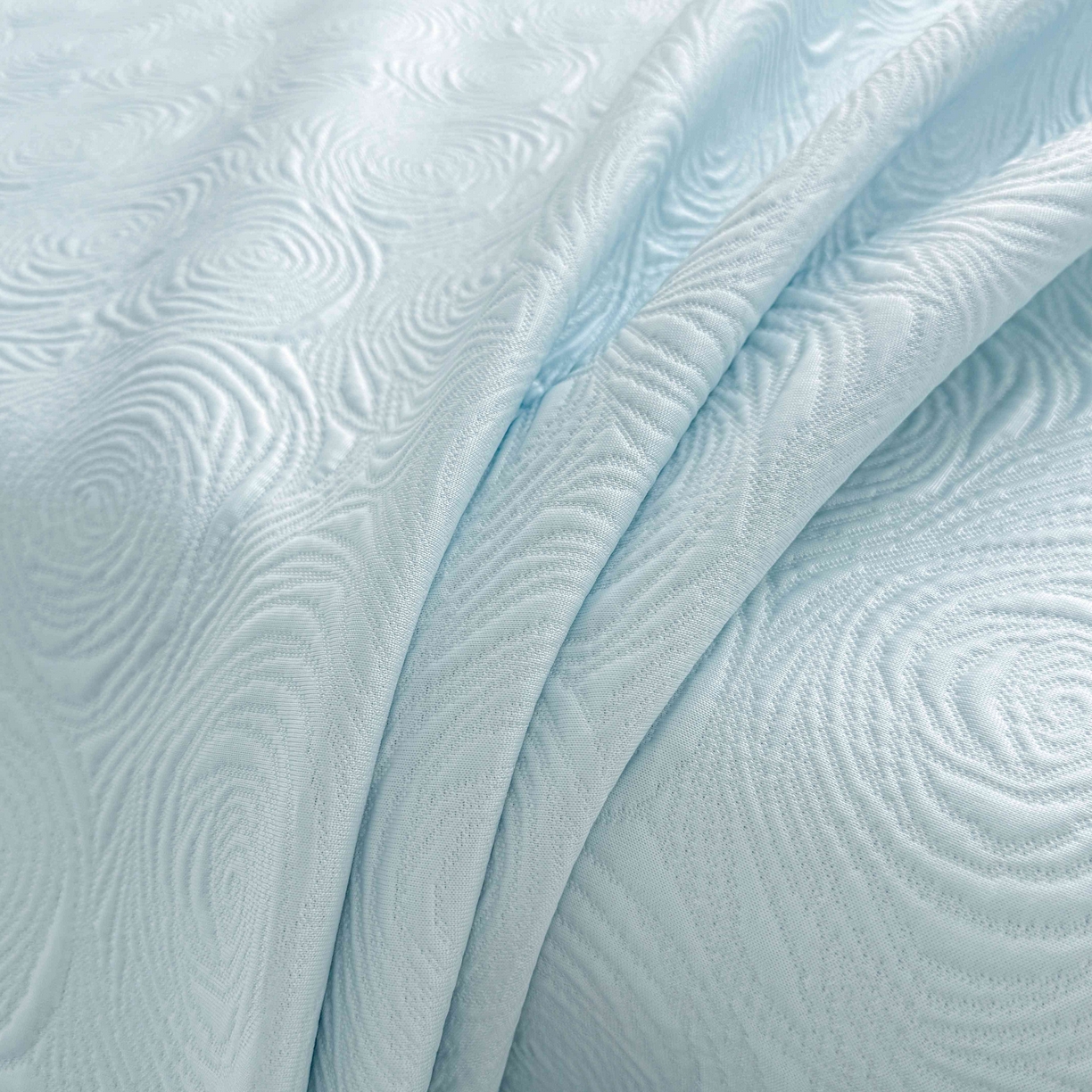 91家纺网 家纺一手货源 找家纺 席匠 2026新款云柔玫瑰系列平铺款床裙款凉席席子 湖水蓝-床裙款