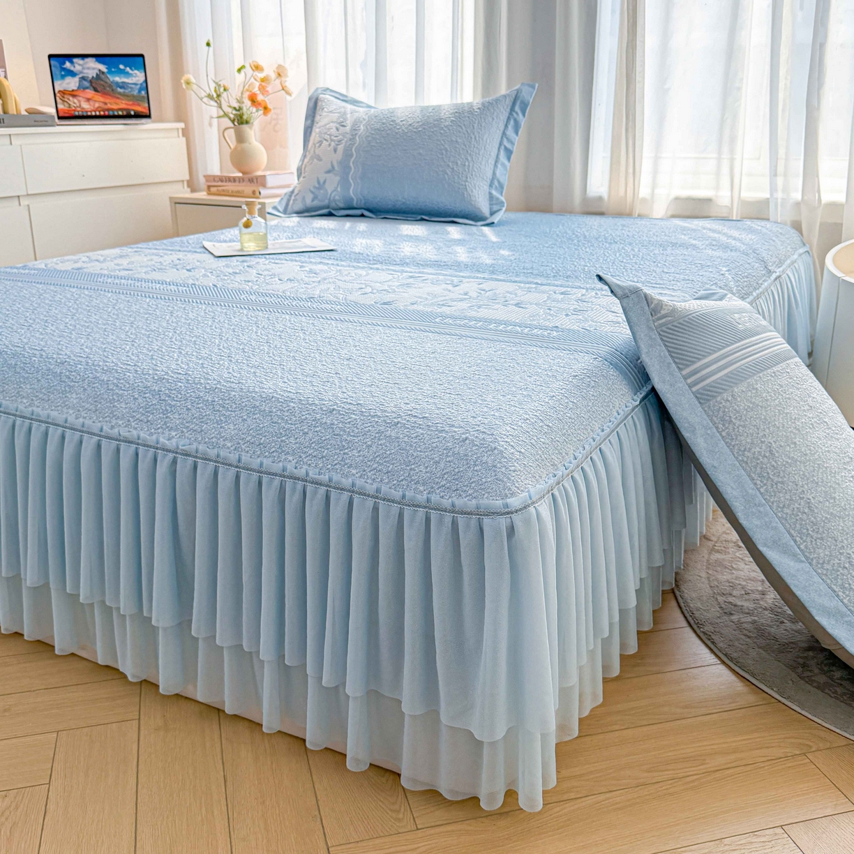 91家纺网 家纺一手货源 找家纺 席匠 2026新款LUX·奢序系列床裙款凉席席子 雾蓝