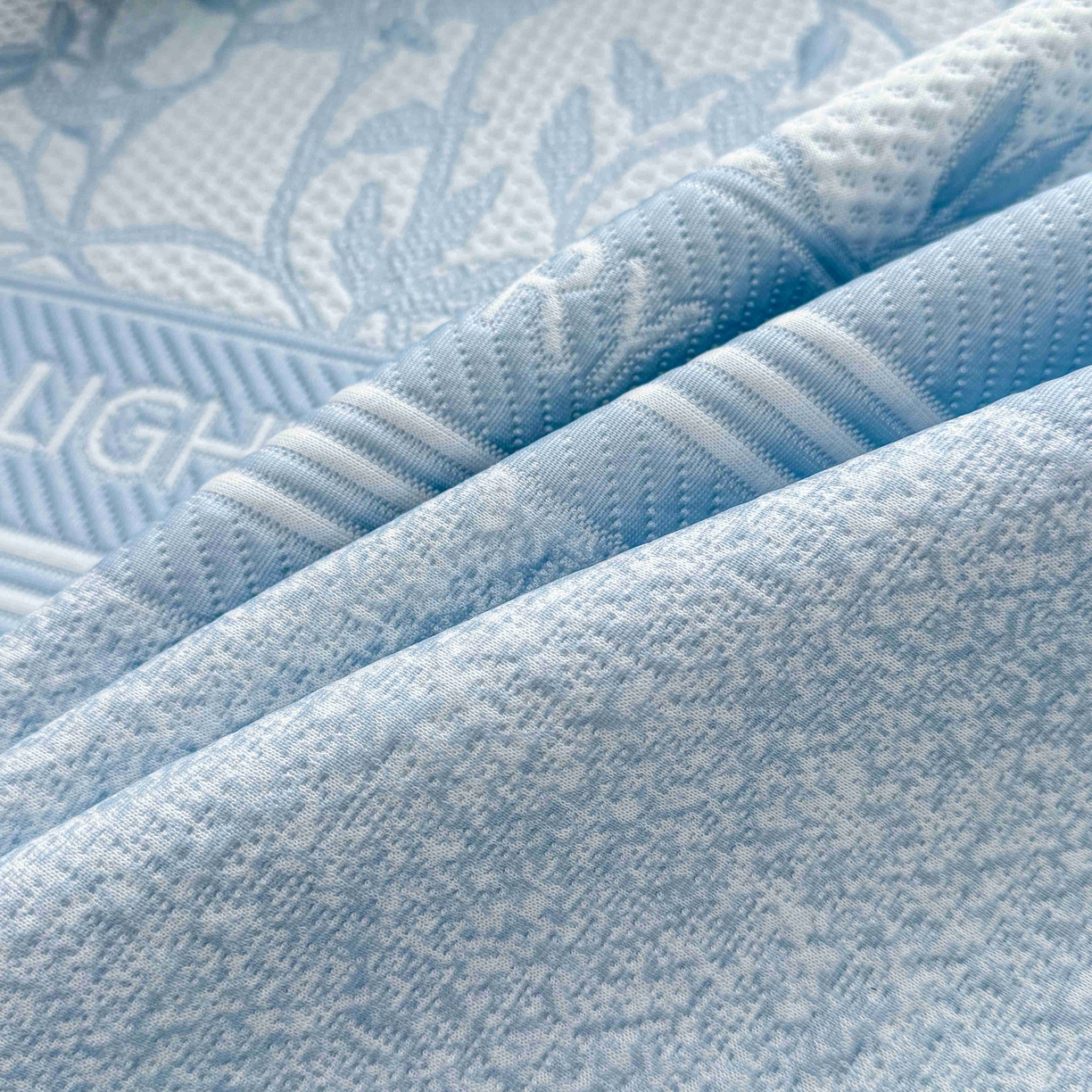 91家纺网 家纺一手货源 找家纺 席匠 2026新款LUX·奢序系列床裙款凉席席子 雾蓝