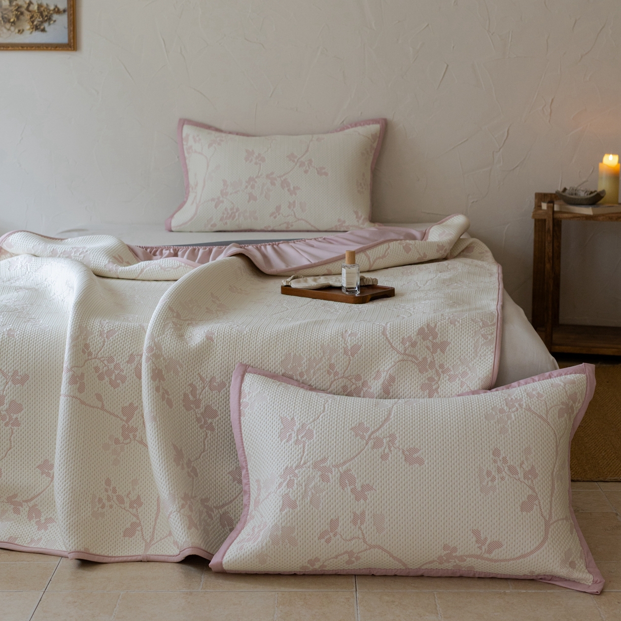 91家纺网 家纺一手货源 找家纺 （总）云上 2026新款冷萃丝三明治凉感席凉席席子-花漾系列