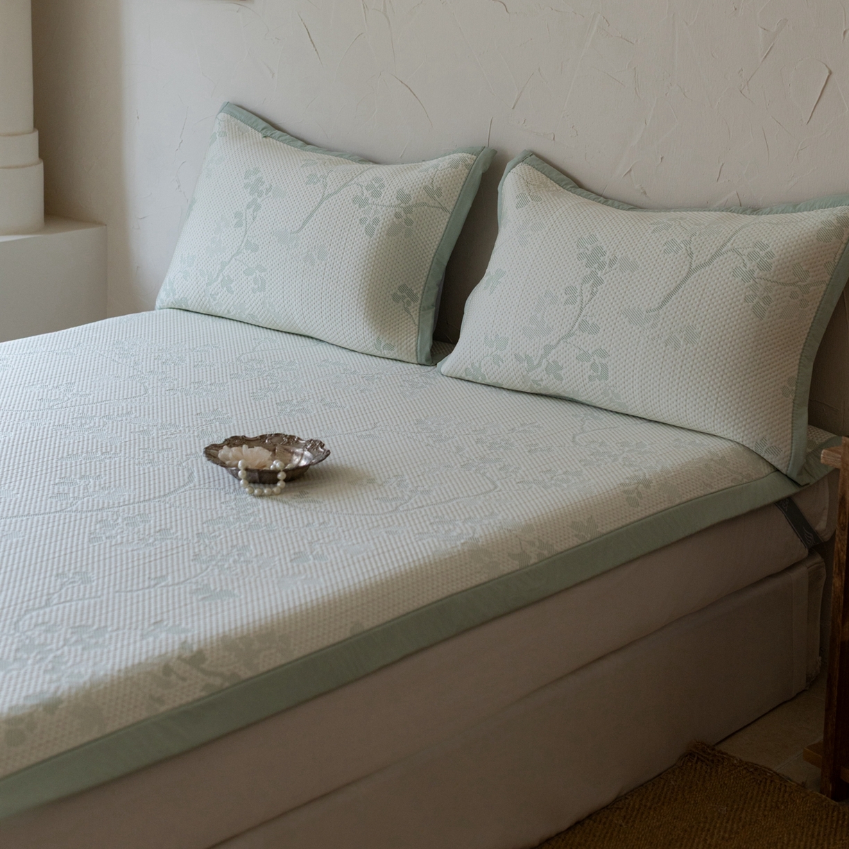 91家纺网 家纺一手货源 找家纺 云上 2026新款冷萃丝三明治凉感席凉席席子-花漾系列 花漾床席款-绿