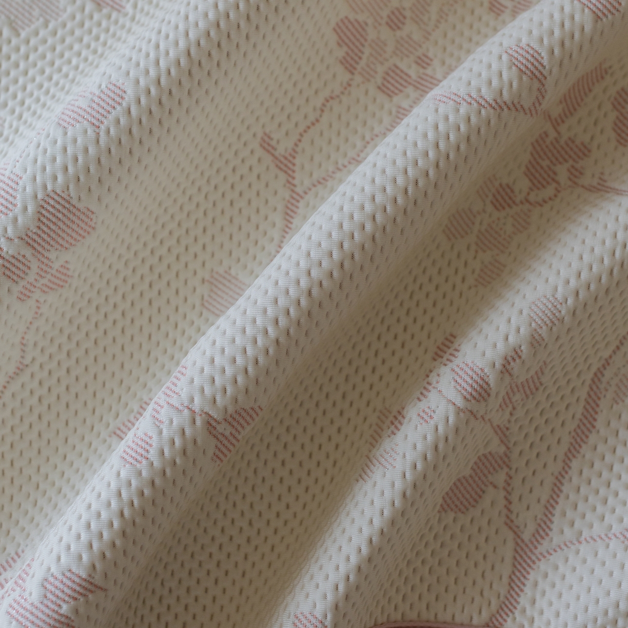 91家纺网 家纺一手货源 找家纺 （总）云上 2026新款冷萃丝三明治凉感席凉席席子-花漾系列