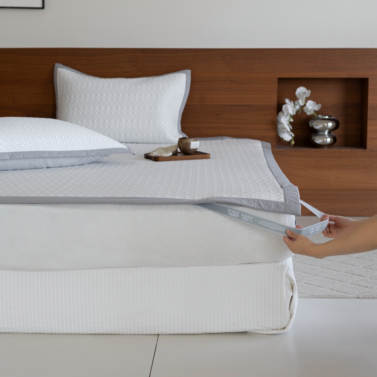 91家纺网 家纺一手货源 找家纺 云上 2026新款冷萃丝三明治凉感席凉席席子-几何系列 菱形床席-灰