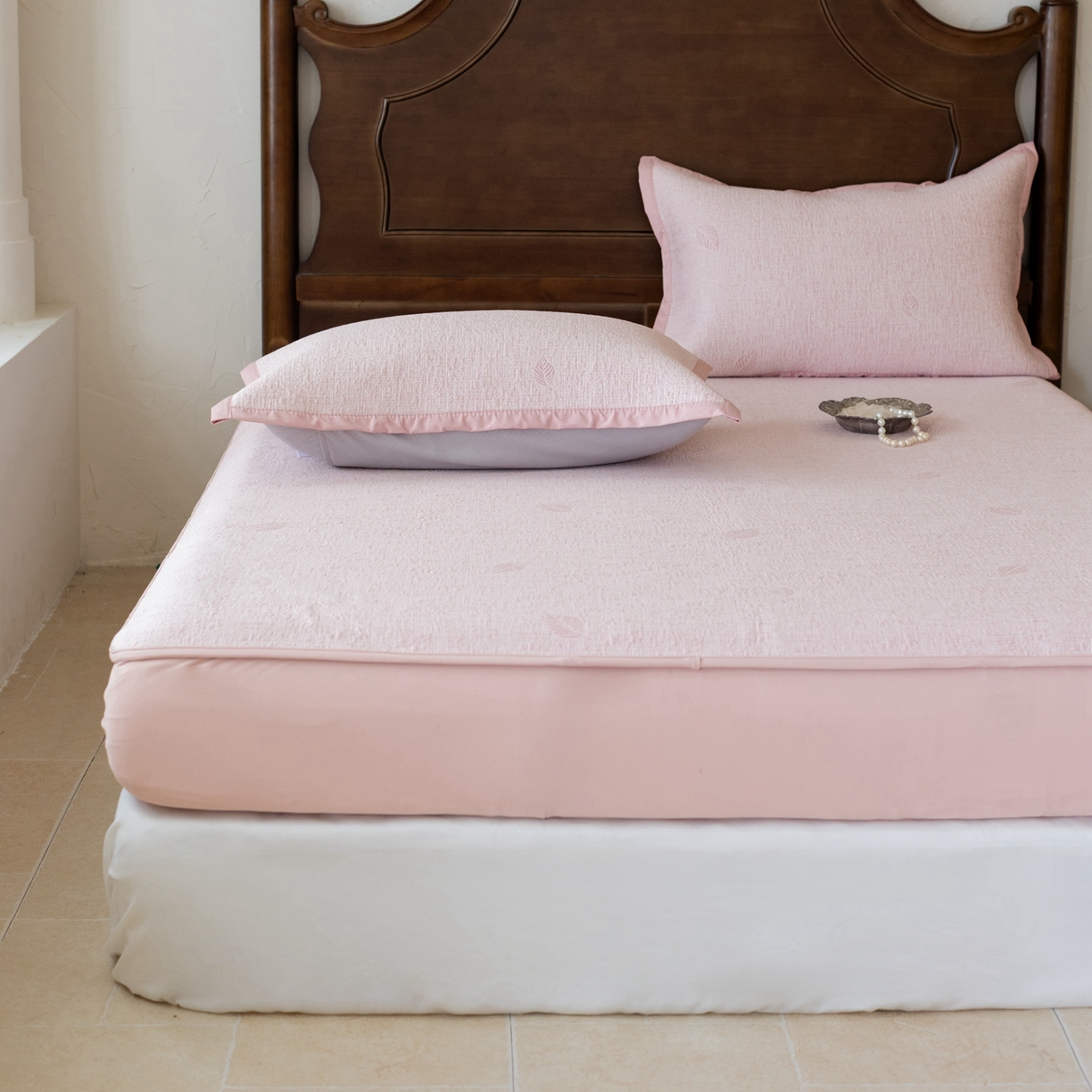 91家纺网 家纺一手货源 找家纺 （总）云上 2026新款冷萃丝三明治凉感席凉席席子-树叶系列