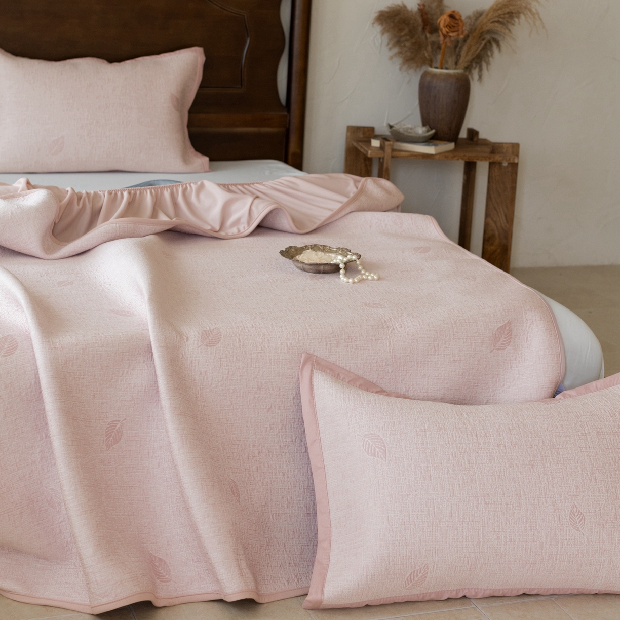 91家纺网 家纺一手货源 找家纺 （总）云上 2026新款冷萃丝三明治凉感席凉席席子-树叶系列