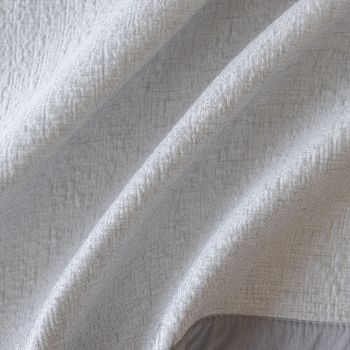 91家纺网 家纺一手货源 找家纺 云上 2026新款冷萃丝三明治凉感席凉席席子-树叶系列 树叶床席-灰色