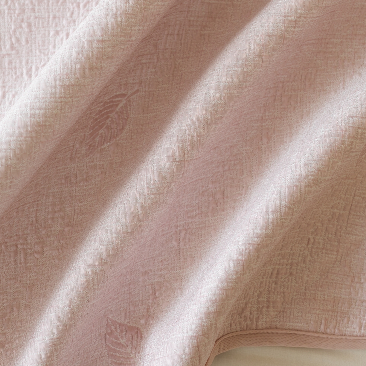 91家纺网 家纺一手货源 找家纺 （总）云上 2026新款冷萃丝三明治凉感席凉席席子-树叶系列