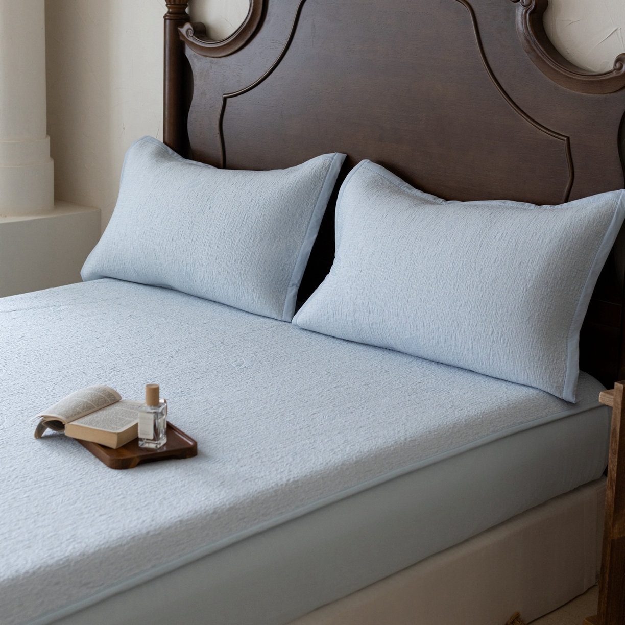 91家纺网 家纺一手货源 找家纺 云上 2026新款冷萃丝三明治凉感席凉席席子-树叶系列 树叶床笠-蓝色