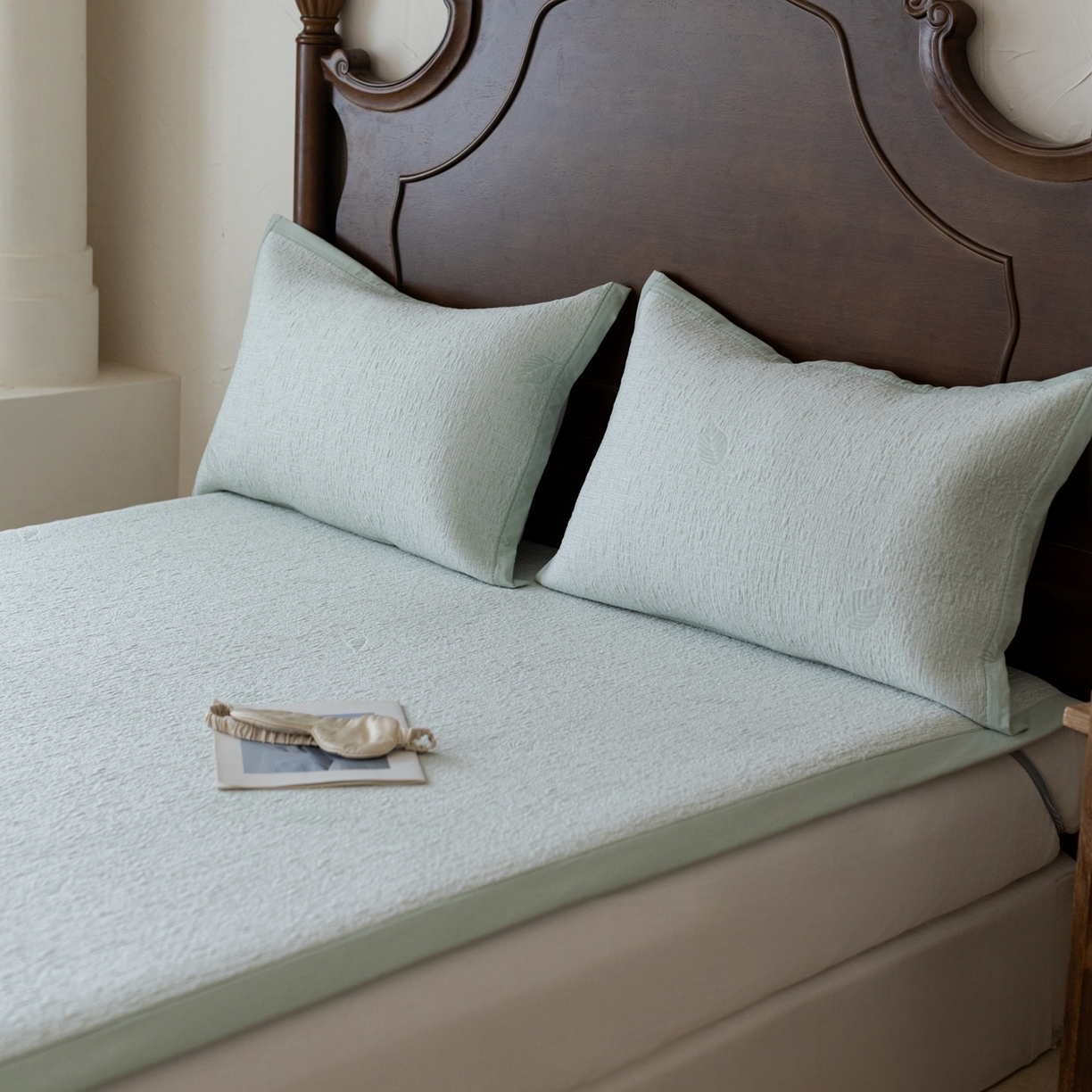 91家纺网 家纺一手货源 找家纺 云上 2026新款冷萃丝三明治凉感席凉席席子-树叶系列 树叶床席-绿色