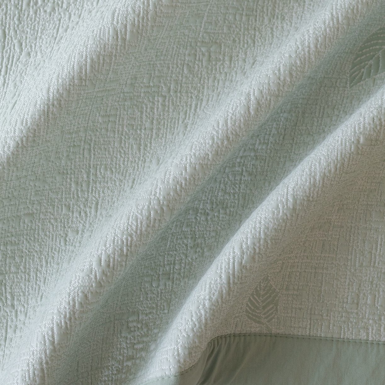 91家纺网 家纺一手货源 找家纺 云上 2026新款冷萃丝三明治凉感席凉席席子-树叶系列 树叶床席-绿色