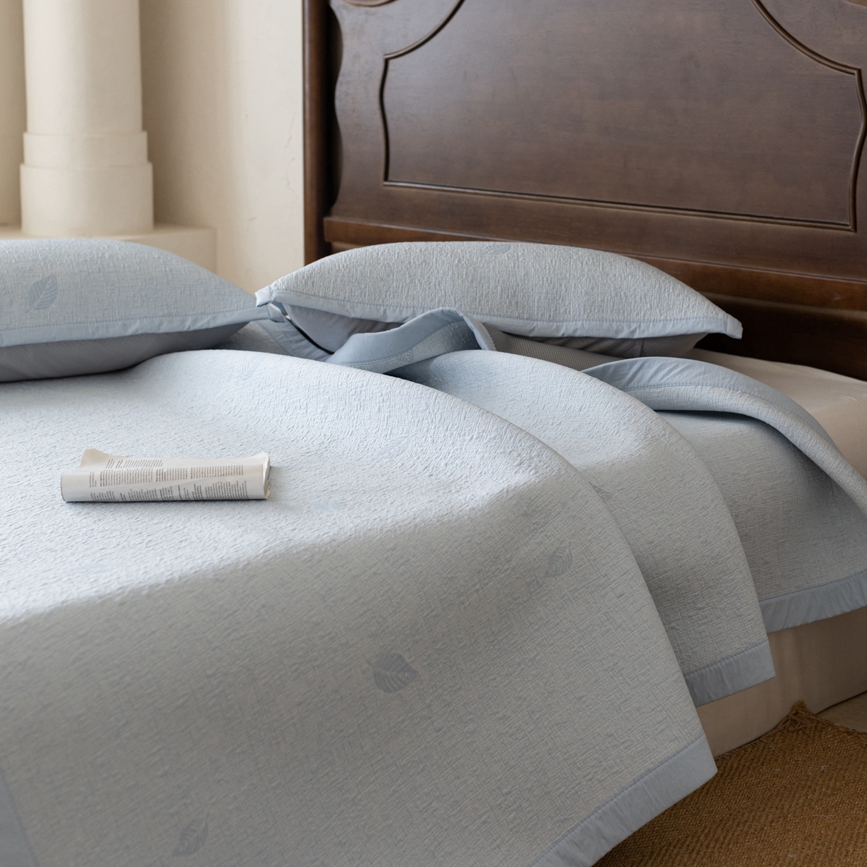 91家纺网 家纺一手货源 找家纺 云上 2026新款冷萃丝三明治凉感席凉席席子-树叶系列 树叶床席-蓝色