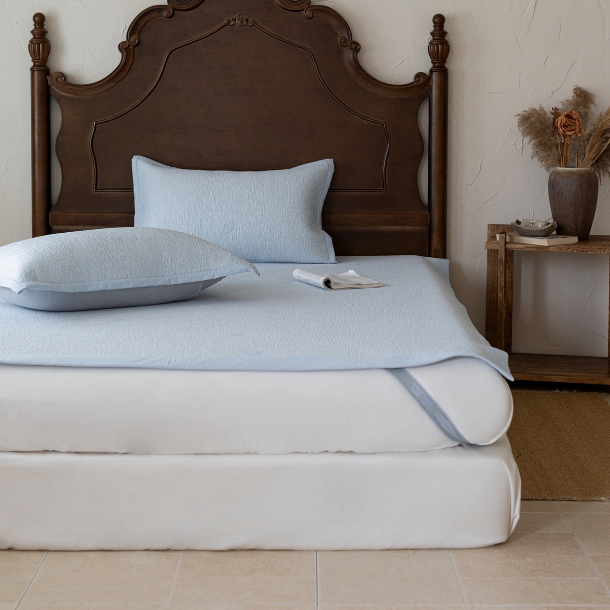 91家纺网 家纺一手货源 找家纺 云上 2026新款冷萃丝三明治凉感席凉席席子-树叶系列 树叶床席-蓝色