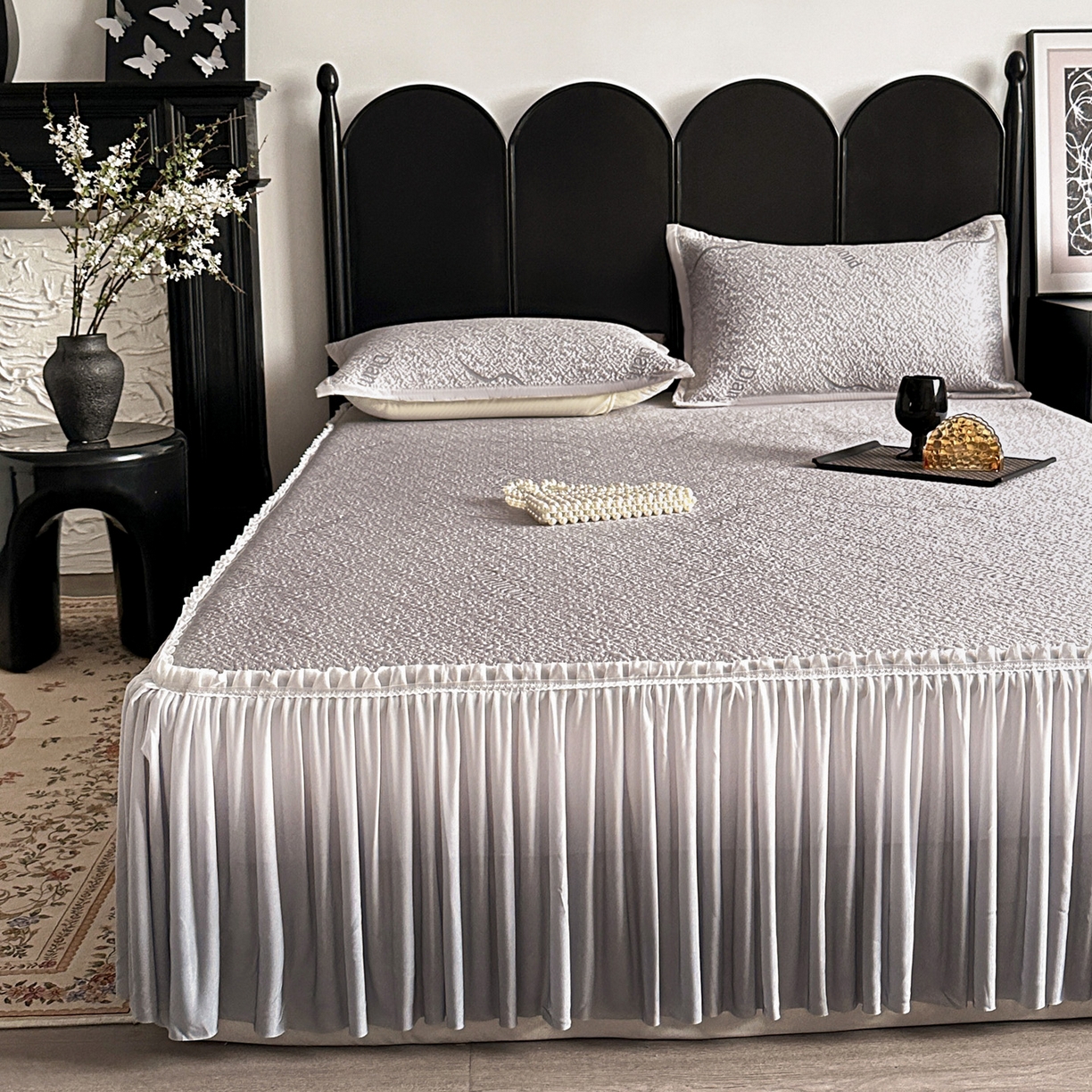 91家纺网 家纺一手货源 找家纺 富馨莱 2026春夏新款PE乙纶高克重冰豆豆席凉感凉席单件床裙三件套支持一件定做尺寸 寻意-灰