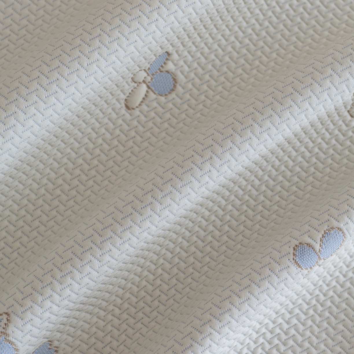 91家纺网 家纺一手货源 找家纺 云上 2026新款冷萃丝三明治凉感席凉席席子-卡通系列 小马床笠款-蓝色