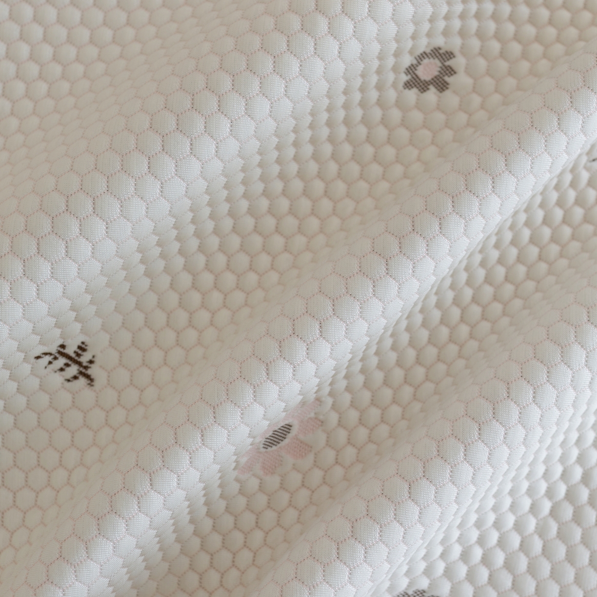 91家纺网 家纺一手货源 找家纺 云上 2026新款冷萃丝三明治凉感席凉席席子-卡通系列 小猫床席款-粉色