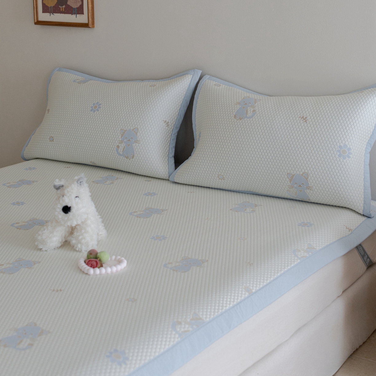 91家纺网 家纺一手货源 找家纺 云上 2026新款冷萃丝三明治凉感席凉席席子-卡通系列 小猫床席款-蓝色