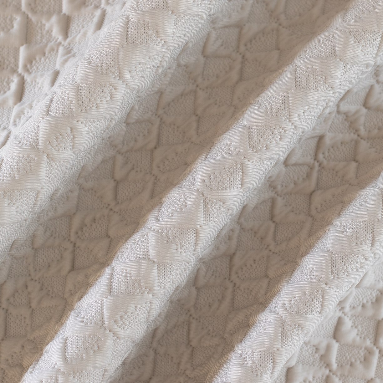 91家纺网 家纺一手货源 找家纺 云上 2026新款冷萃丝三明治凉感席凉席席子-泡芙格系列 泡芙格床笠-米黄