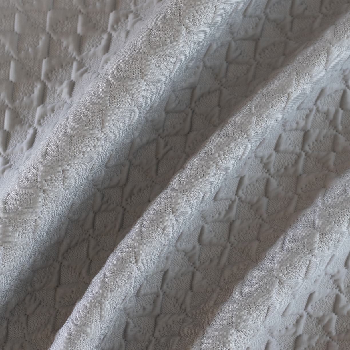 91家纺网 家纺一手货源 找家纺 云上 2026新款冷萃丝三明治凉感席凉席席子-泡芙格系列 泡芙格床笠-浅灰