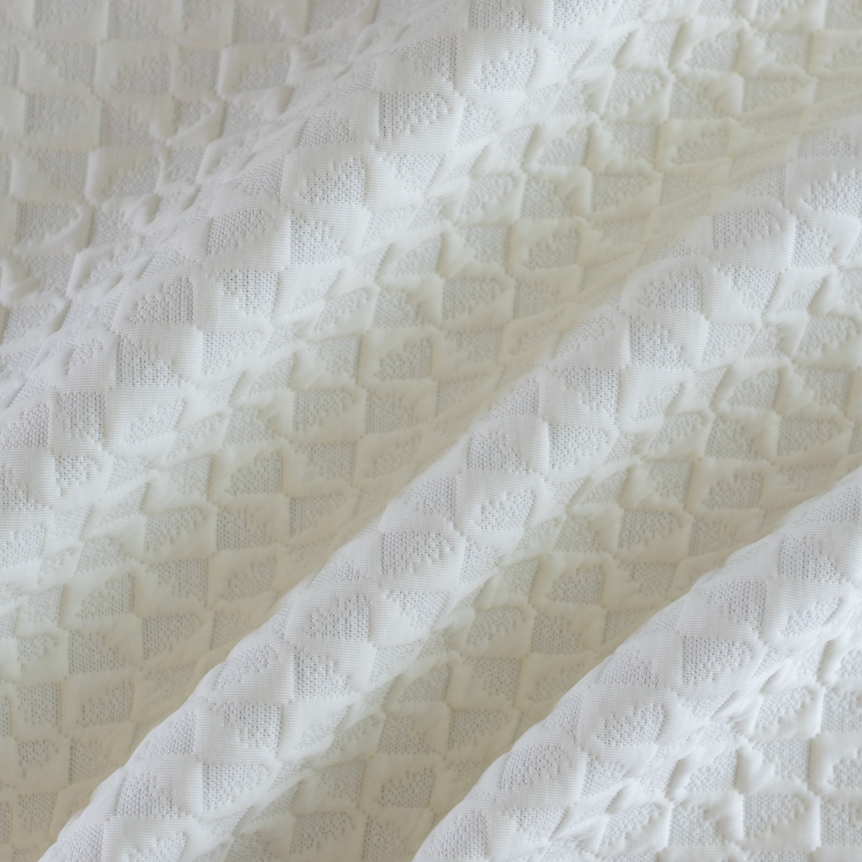 91家纺网 家纺一手货源 找家纺 云上 2026新款冷萃丝三明治凉感席凉席席子-泡芙格系列 泡芙格床席-米白