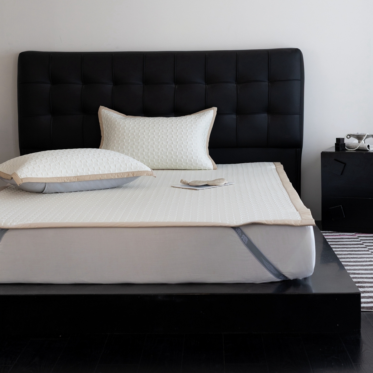 91家纺网 家纺一手货源 找家纺 云上 2026新款冷萃丝三明治凉感席凉席席子-泡芙格系列 泡芙格床席-米白