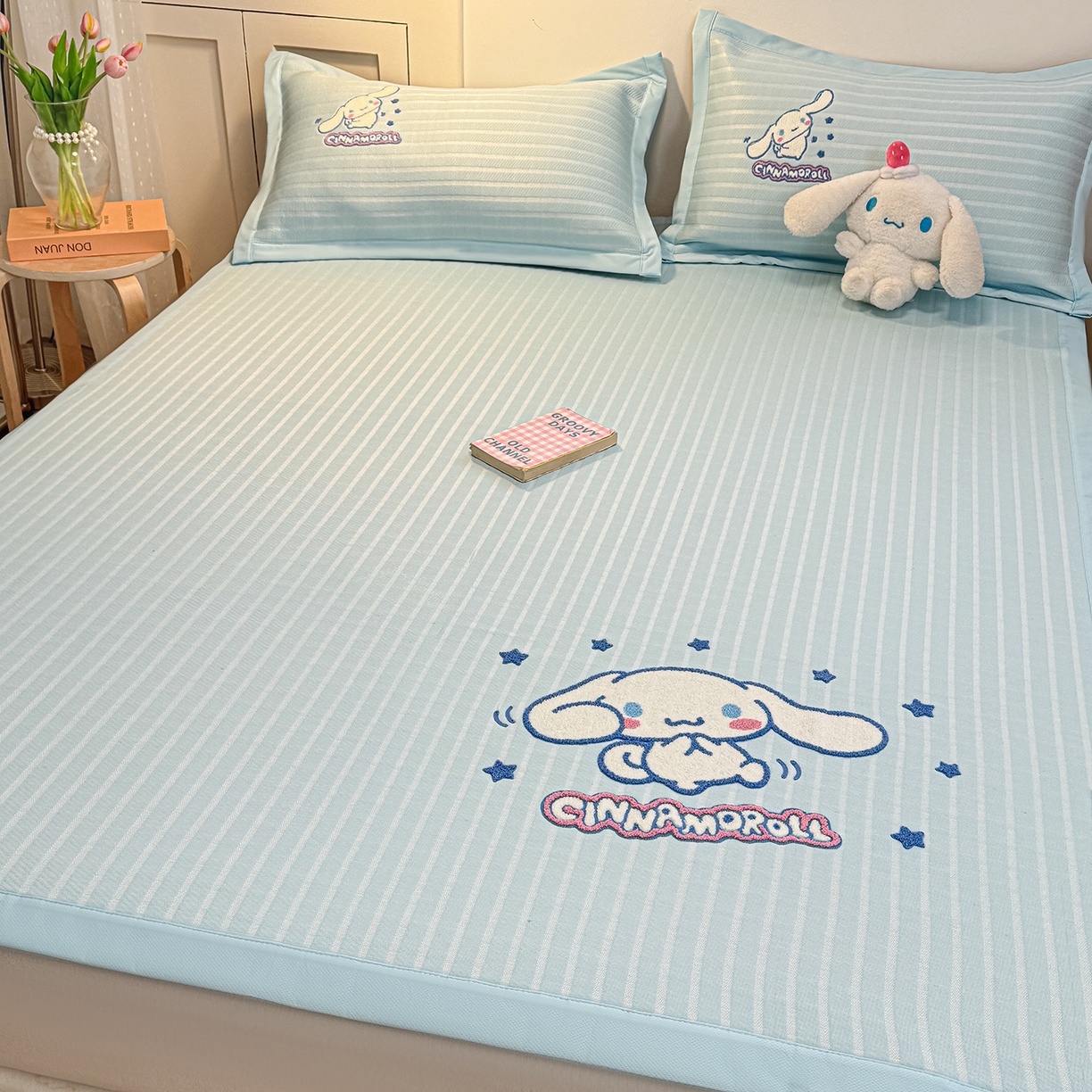 91家纺网 家纺一手货源 找家纺 蓝邻家纺 2026年新款PE提花三丽鸥毛巾绣凉席系列-平铺款 星梦玉桂