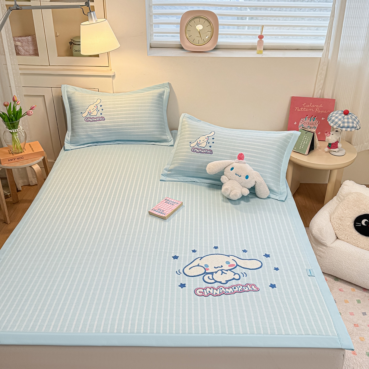 91家纺网 家纺一手货源 找家纺 蓝邻家纺 2026年新款PE提花三丽鸥毛巾绣凉席系列-平铺款 星梦玉桂