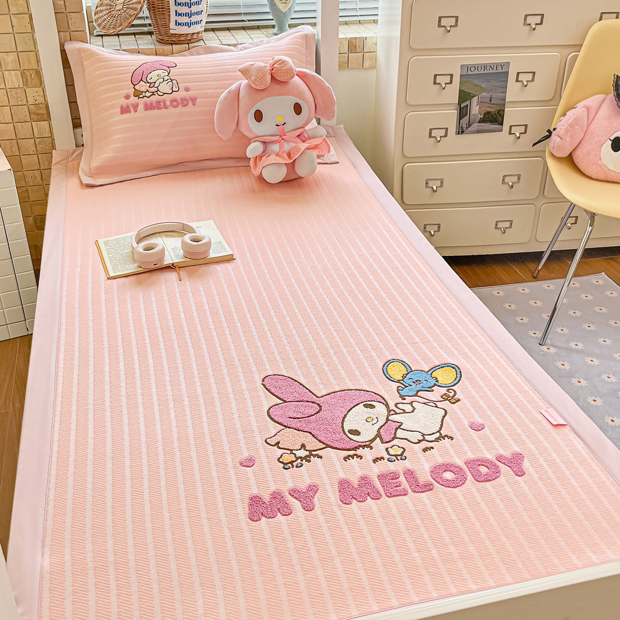 91家纺网 家纺一手货源 找家纺 （总）蓝邻家纺 2026年新款PE提花三丽鸥毛巾绣凉席系列-学生床