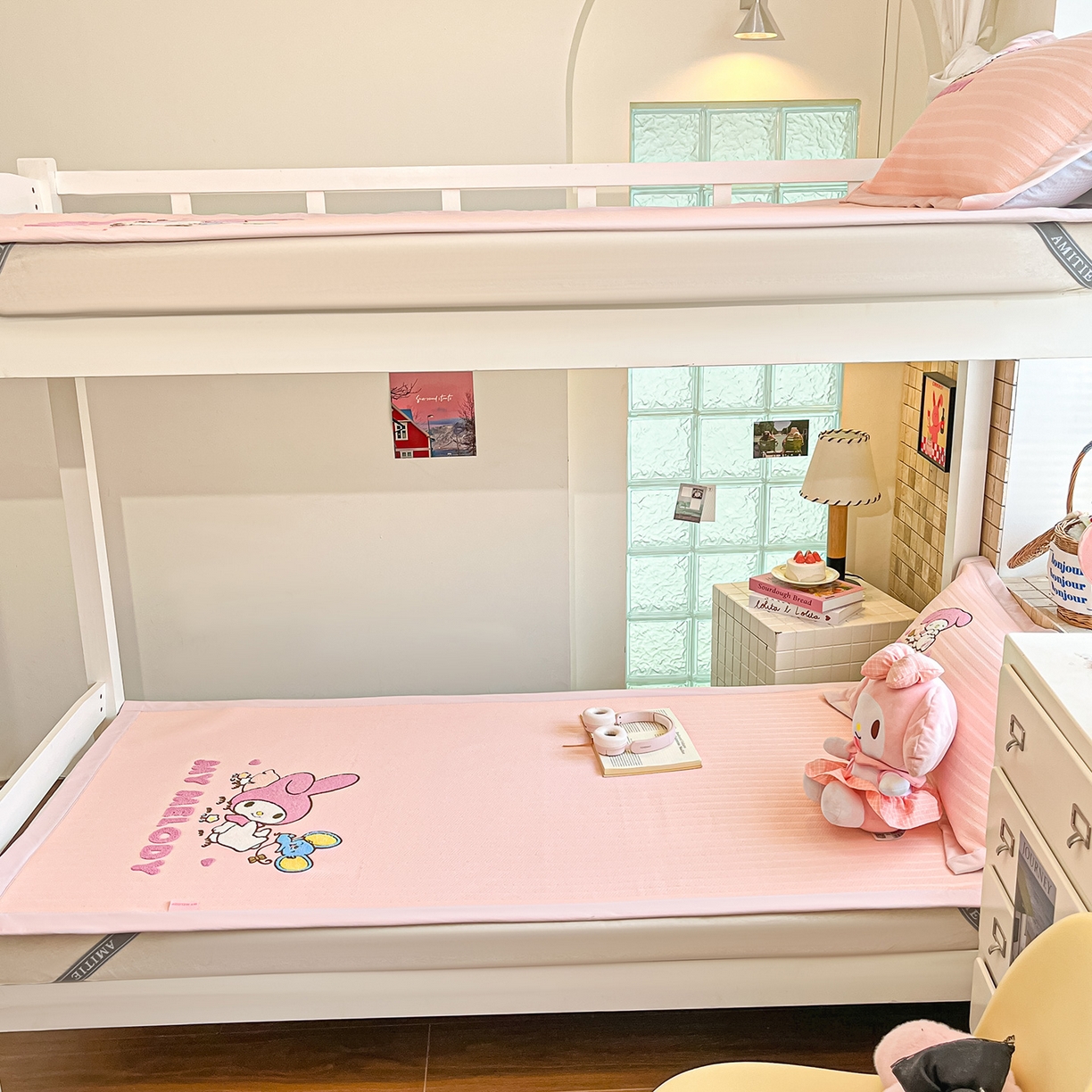 91家纺网 家纺一手货源 找家纺 （总）蓝邻家纺 2026年新款PE提花三丽鸥毛巾绣凉席系列-学生床