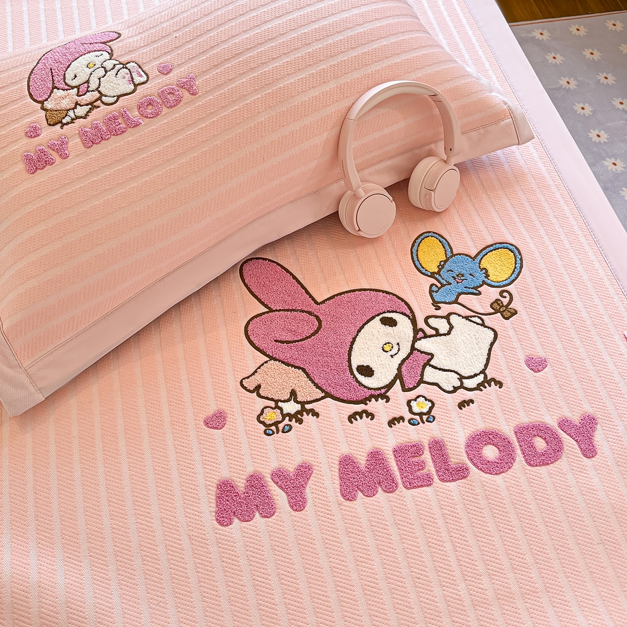 91家纺网 家纺一手货源 找家纺 （总）蓝邻家纺 2026年新款PE提花三丽鸥毛巾绣凉席系列-学生床