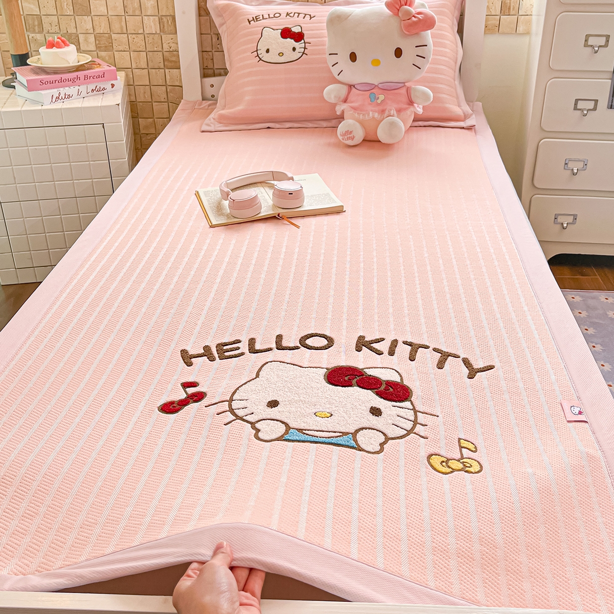 91家纺网 家纺一手货源 找家纺 （总）蓝邻家纺 2026年新款PE提花三丽鸥毛巾绣凉席系列-学生床