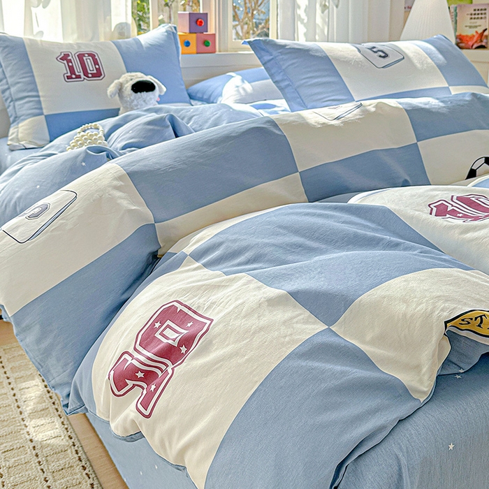 91家纺网 家纺一手货源 找家纺 依庭 2026新款12868全棉纯棉印花四件套足球小将