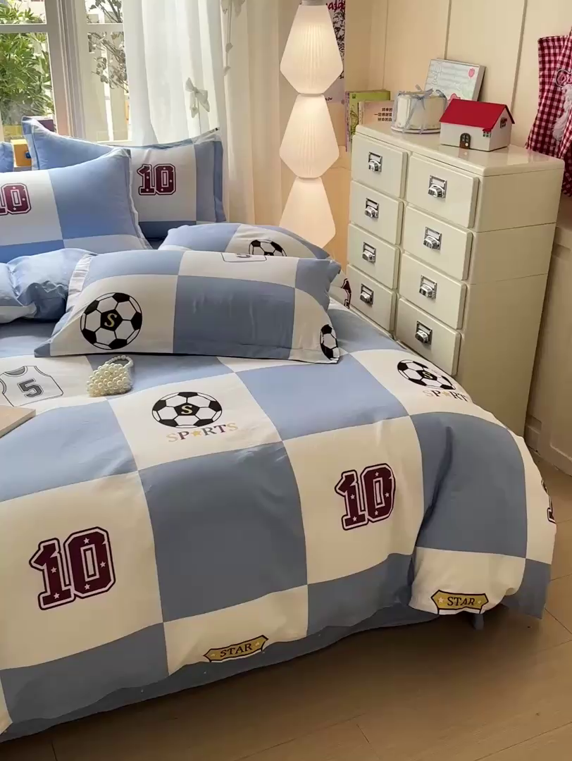 91家纺网 家纺一手货源 找家纺 依庭 2026新款12868全棉纯棉印花四件套足球小将