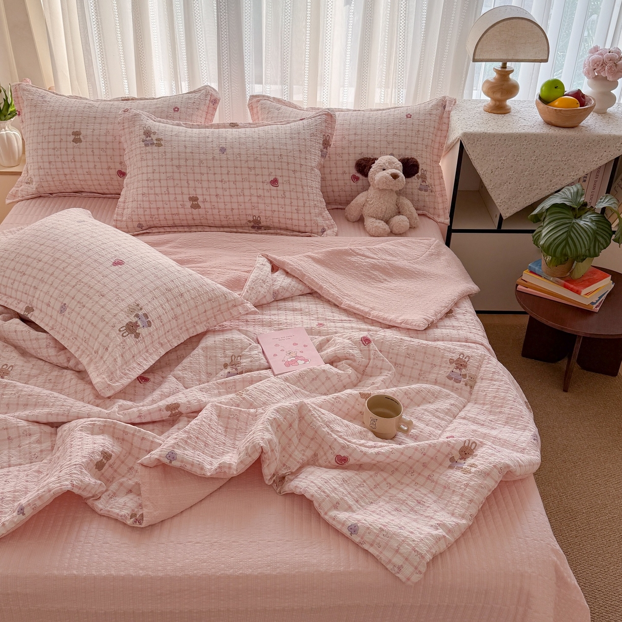 91家纺网 家纺一手货源 找家纺 禾沐 2026新款泡芙棉泡芙纱夏被四件套 蜜桃小兔