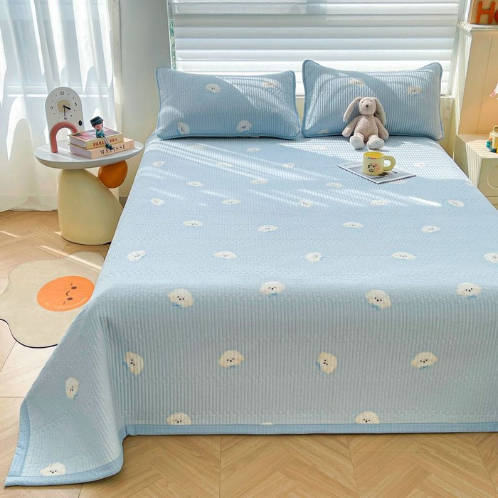 91家纺网 家纺一手货源 找家纺 梵朴 2026新款A类泡芙双层纱云感邹邹纱床盖三件套 蓝色领结狗