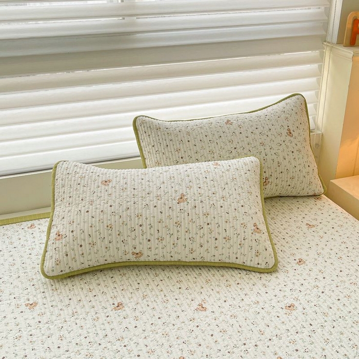 91家纺网 家纺一手货源 找家纺 梵朴 2026新款A类泡芙双层纱云感邹邹纱床盖三件套 木马小花