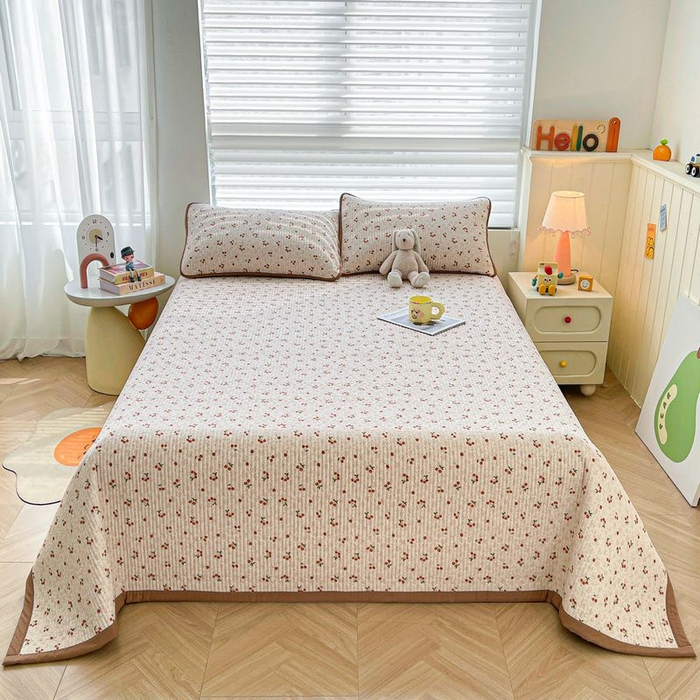 91家纺网 家纺一手货源 找家纺 梵朴 2026新款A类泡芙双层纱云感邹邹纱床盖三件套 酒渍樱桃