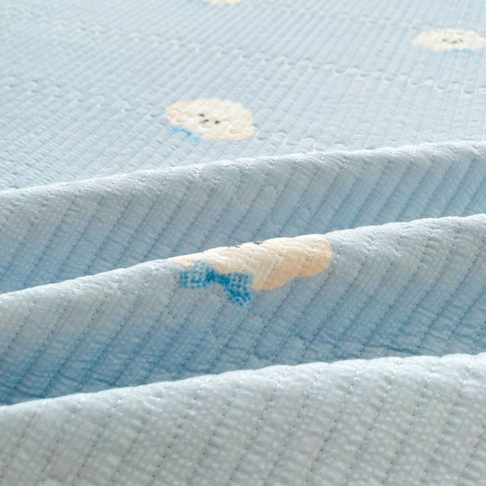 91家纺网 家纺一手货源 找家纺 梵朴 2026新款A类泡芙双层纱云感邹邹纱床盖三件套 蓝色领结狗