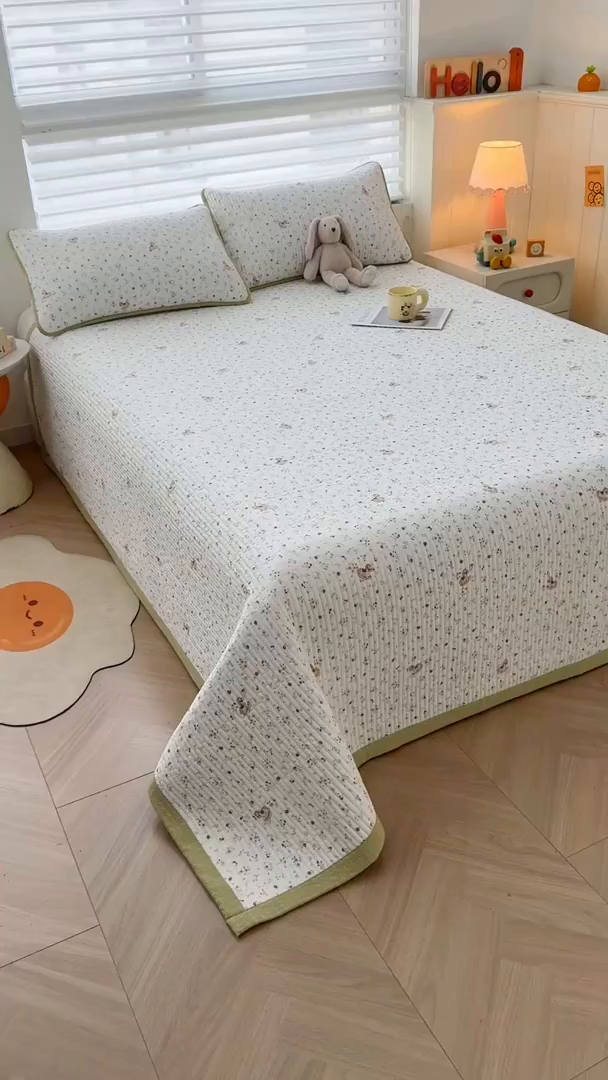 91家纺网 家纺一手货源 找家纺 梵朴 2026新款A类泡芙双层纱云感邹邹纱床盖三件套 木马小花