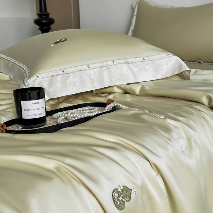 91家纺网 家纺一手货源 找家纺 桂雅居 2026新款东芳茶净--福运绵长工艺夏被被子被芯 丝柔金