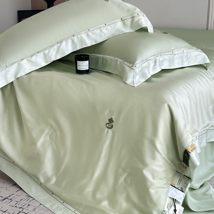 91家纺网 家纺一手货源 找家纺 桂雅居 2026新款东芳茶净--福运绵长工艺夏被被子被芯 丝柔绿