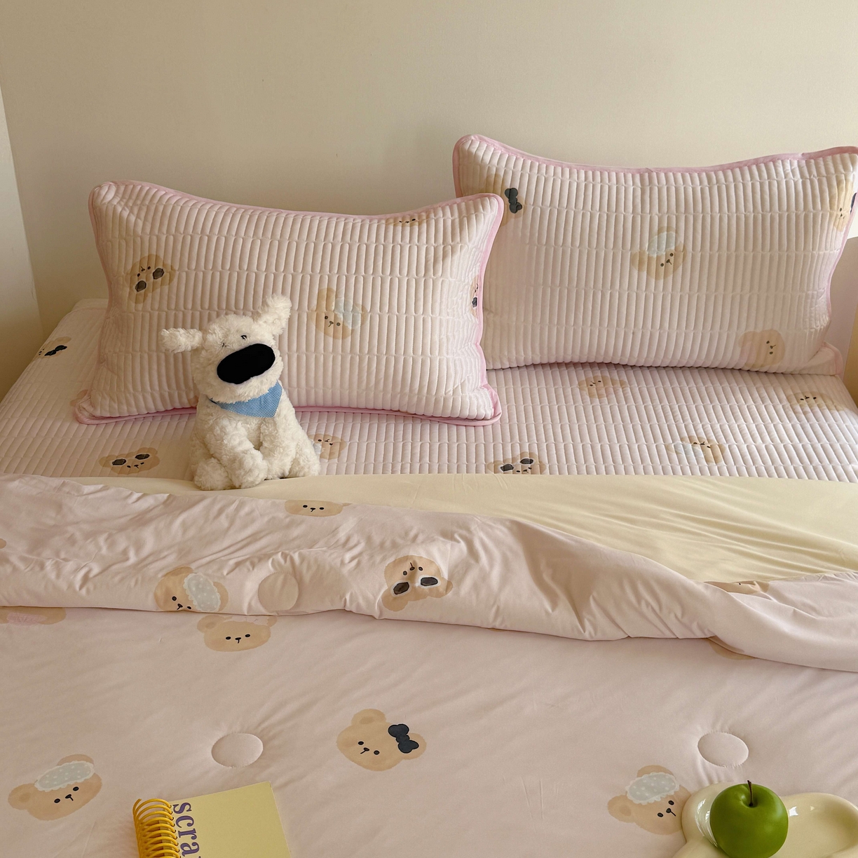 91家纺网 家纺一手货源 找家纺 美乐迪家纺 2026春夏新款水光冰丝床盖夏被夏凉被空调被四件套 粉色小熊