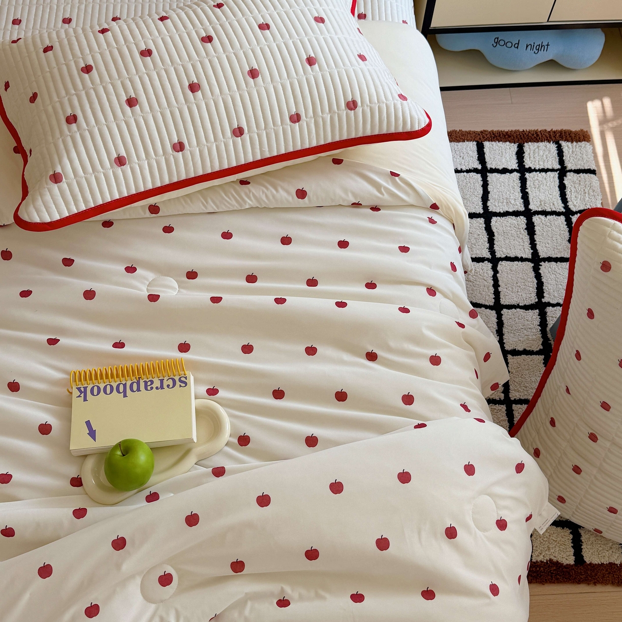 91家纺网 家纺一手货源 找家纺 美乐迪家纺 2026春夏新款水光冰丝床盖夏被夏凉被空调被四件套 苹果