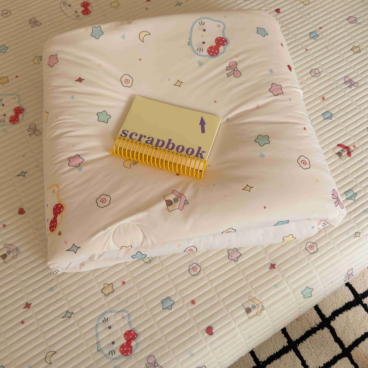 91家纺网 家纺一手货源 找家纺 美乐迪家纺 2026春夏新款水光冰丝床盖夏被夏凉被空调被四件套 星星猫咪