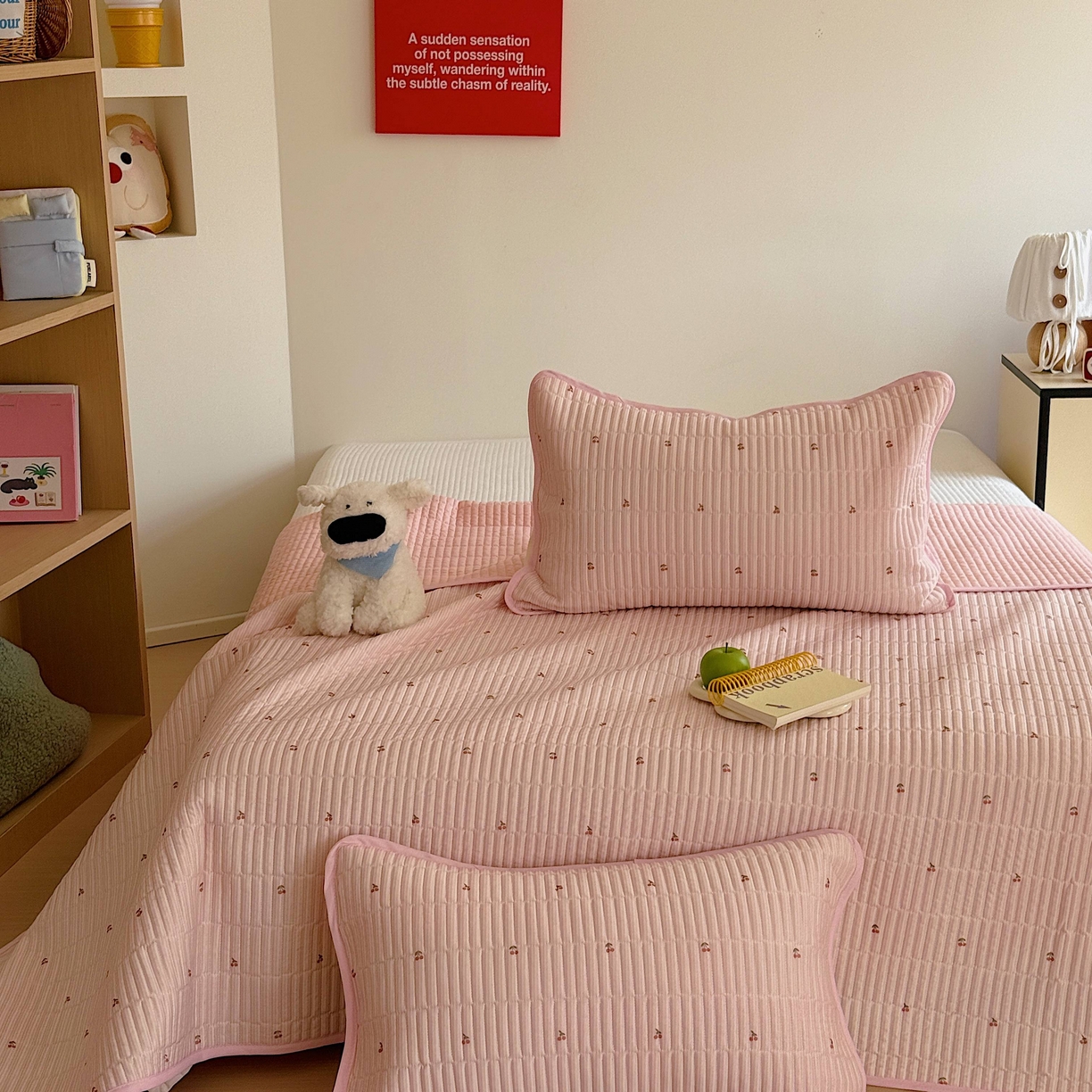 91家纺网 家纺一手货源 找家纺 美乐迪家纺 2026春夏新款水光冰丝床盖夏被夏凉被空调被四件套 樱桃粉