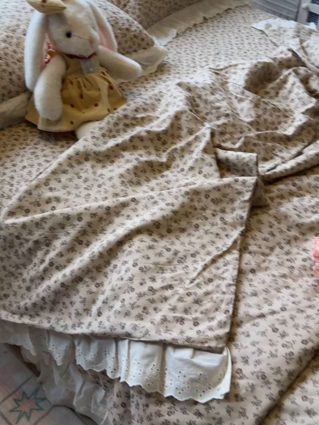 91家纺网 家纺一手货源 找家纺 （总）慕晨 2026新款大花边全棉双层纱多功能夏凉被床盖四件套高温水洗床盖夹棉三件套