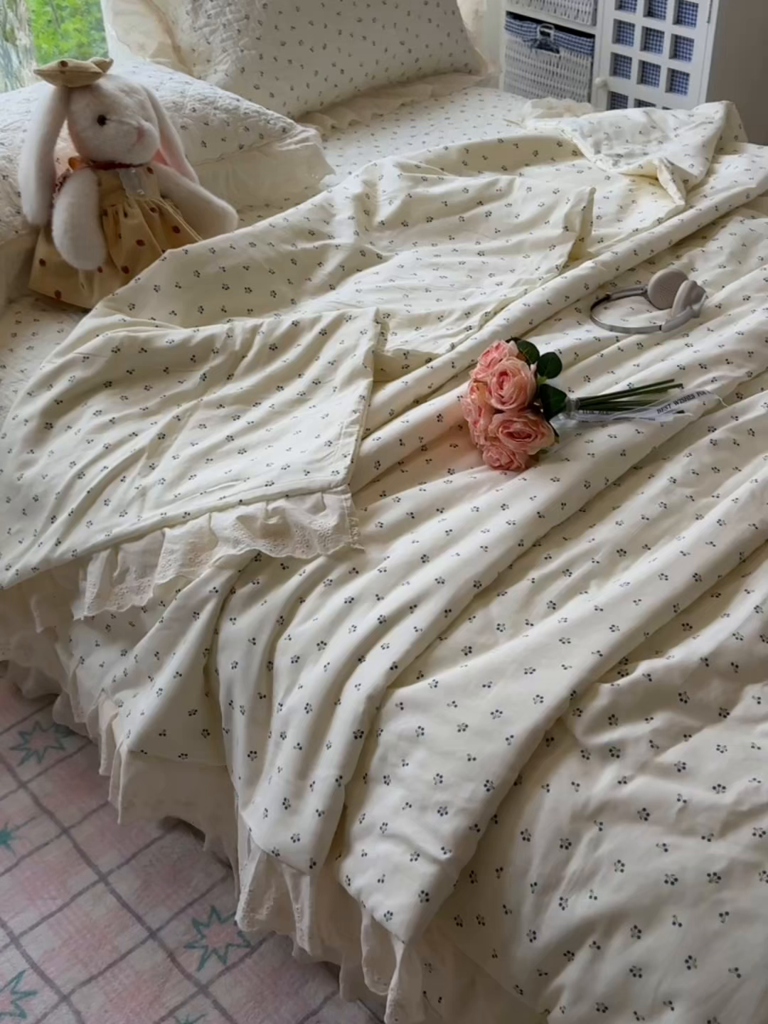 91家纺网 家纺一手货源 找家纺 慕晨 2026新款大花边全棉双层纱多功能夏凉被床盖四件套高温水洗床盖夹棉三件套 冰蓝星