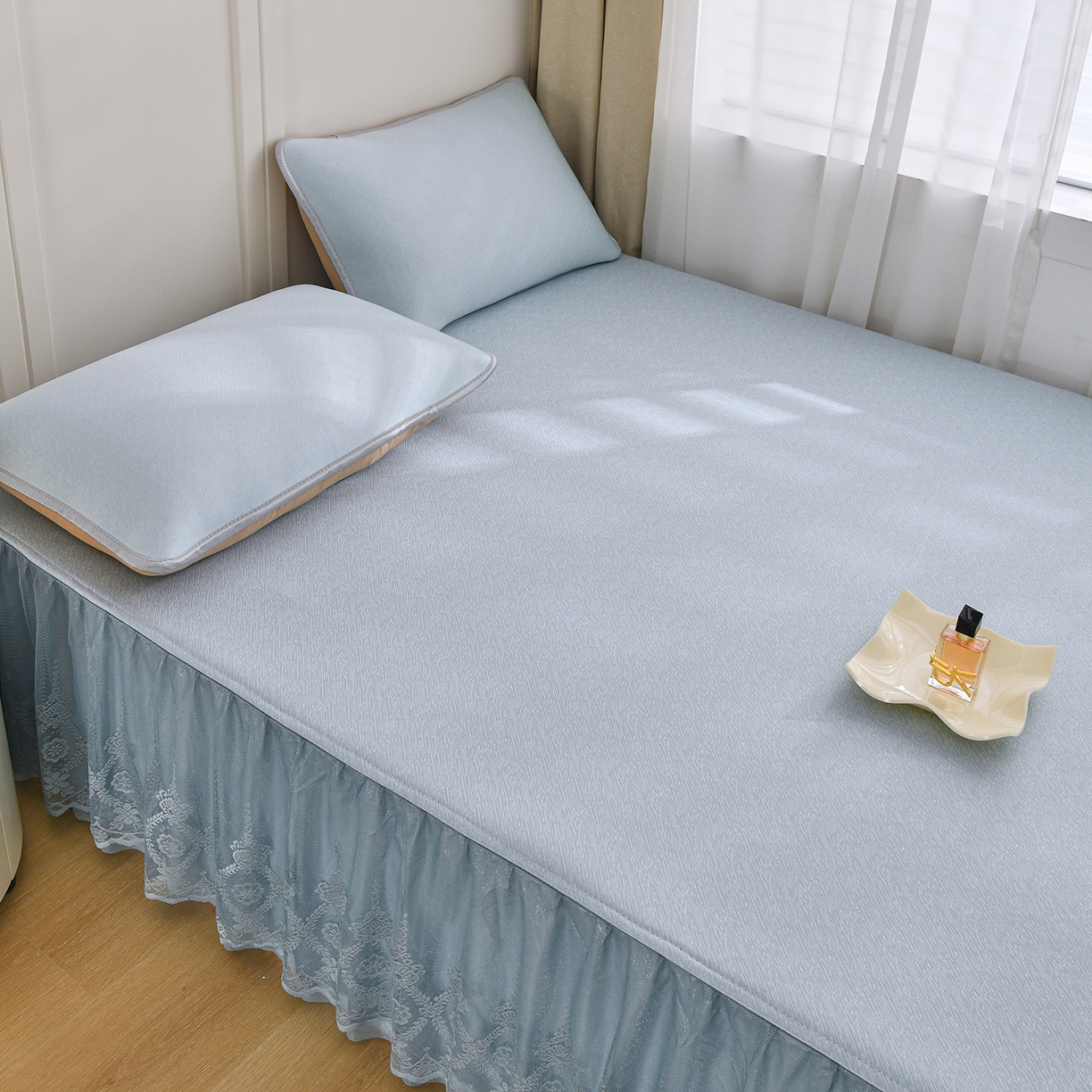 91家纺网 家纺一手货源 找家纺 金艾草 2026新款纯色冰豆豆榻榻米凉席席子 凉豆豆-蓝色