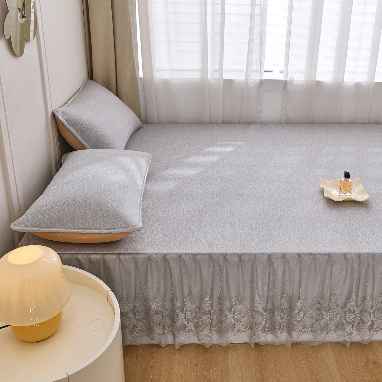 91家纺网 家纺一手货源 找家纺 金艾草 2026新款纯色冰豆豆榻榻米凉席席子 凉豆豆-浅灰色