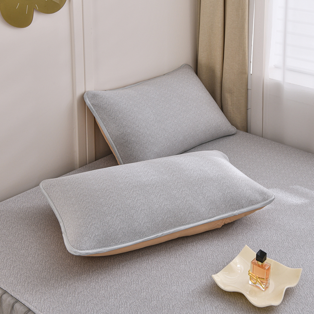 91家纺网 家纺一手货源 找家纺 金艾草 2026新款纯色冰豆豆榻榻米凉席席子 凉豆豆-浅灰色